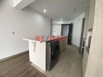 ID: 1122064 Vendo Departamento En Casuarinas Sur, Surco, Remodelado