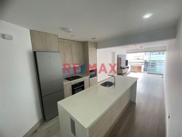 ID: 1122064 Vendo Departamento En Casuarinas Sur, Surco, Remodelado