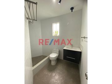 ID: 1122064 Vendo Departamento En Casuarinas Sur, Surco, Remodelado