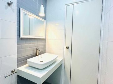 Newly renovated townhouse for sale, 2 bedrooms, 1 bathroom, Phuket, Phuket