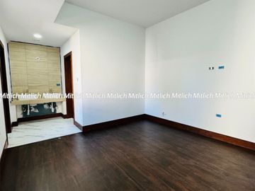 Casa Nueva en Venta fracc. Lomas Universidad  $5,400,000.