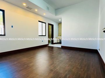 Casa Nueva en Venta fracc. Lomas Universidad  $5,400,000.