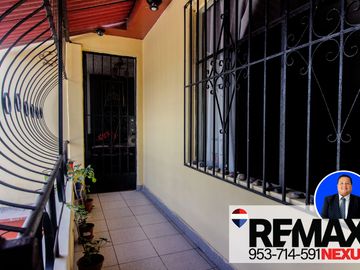 SE VENDE AMPLIO DEPARTAMENTO DUPLEX EN SAN JUAN DE MIRAFLORES