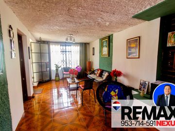SE VENDE AMPLIO DEPARTAMENTO DUPLEX EN SAN JUAN DE MIRAFLORES
