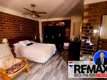 SE VENDE AMPLIO DEPARTAMENTO DUPLEX EN SAN JUAN DE MIRAFLORES