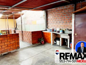 SE VENDE AMPLIO DEPARTAMENTO DUPLEX EN SAN JUAN DE MIRAFLORES