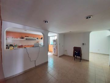 CASA EN VENTA EN PUEBLA PARA FAMILIA GRANDE EN ZONA CENTRICA CERCA DEL HOSPITAL IMSS LA MARGARITA
