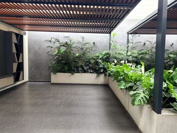 Se Vende Casa de tres pisos En San Borja
