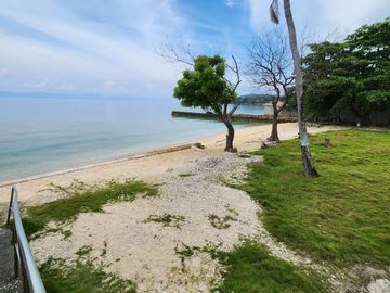BEACHFRONT PARADISE IN BADIAN