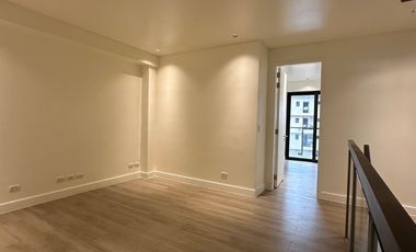 Spacious 3 – Storey Town Villa For Sale In San Fernando, Pampanga