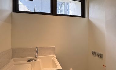 Spacious 3 – Storey Town Villa For Sale In San Fernando, Pampanga