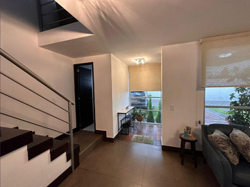 DE OPORTUNIDAD SE VENDE LINDA CASA - DENTRO DE CONJUNTO - VALLE DE LOS CHILLOS