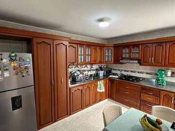Se vende Casa en Conjunto Cerrado Nuevo Pinares, Piedecuesta Santander