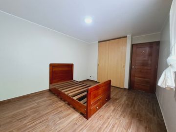 VENTA DE CASA EN VILLA MARIA DEL TRIUNFO CRCA AL TREN EN AV EL SOL