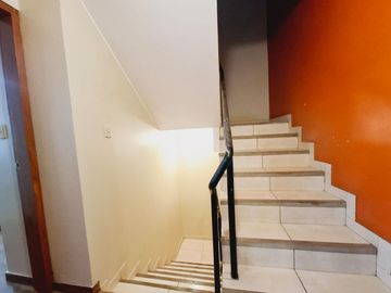 VENTA DE CASA EN VILLA MARIA DEL TRIUNFO CRCA AL TREN EN AV EL SOL