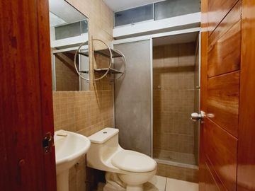 VENTA DE CASA EN VILLA MARIA DEL TRIUNFO CRCA AL TREN EN AV EL SOL