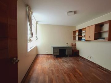 VENTA DE CASA EN VILLA MARIA DEL TRIUNFO CRCA AL TREN EN AV EL SOL