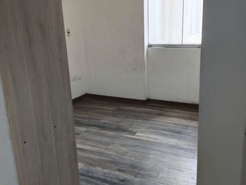 Luminoso duplex de 3 dormitorios en venta, San Miguel