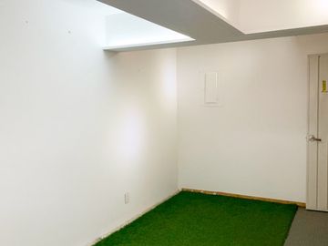 Edificio en venta con local comercial y oficinas