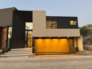 CASA EN VENTA VALLES DEL MOLINO LEON GUANAJUATO