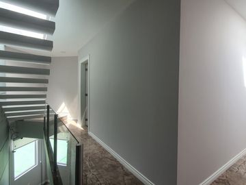 Venta Casa Moderna en Cumbayá Urbanización Yanazarapata, 277 m² útil,  total 451 m2, Precio $310.000