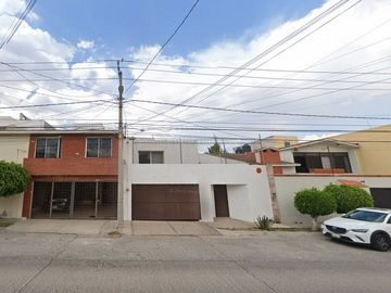 Casa en Venta Villa de Guadalupe, Colonia Villas del Pedregal, San Luis Potosí, Remate Bancario