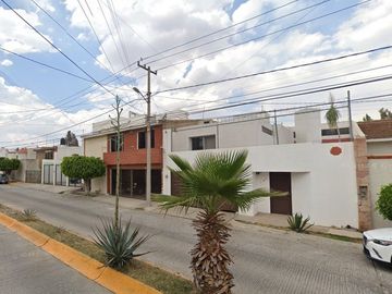 Casa en Venta Villa de Guadalupe, Colonia Villas del Pedregal, San Luis Potosí, Remate Bancario