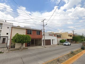 Casa en Venta Villa de Guadalupe, Colonia Villas del Pedregal, San Luis Potosí, Remate Bancario