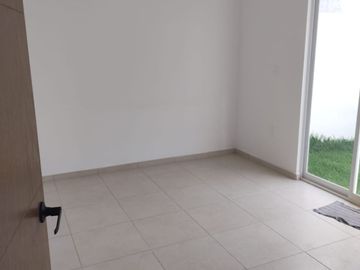 Casa en venta. condo de 6 casas, CENTRICA NUEVA, Cuernavaca