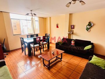 Se Vende Departamento De 2 Hab. En Los Olivos
