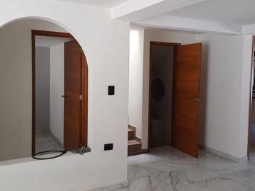 Vendo casa en fraccionamiento valle del angel cerca galerías serdán, BINE y CAPU