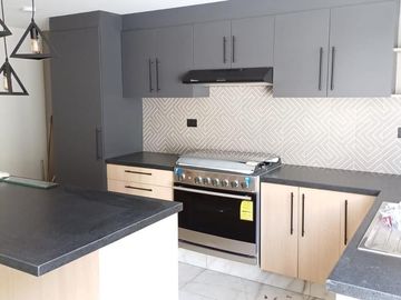Vendo casa en fraccionamiento valle del angel cerca galerías serdán, BINE y CAPU