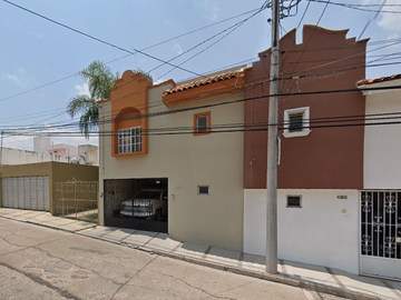 CASA EN VENTA EN PEÑA LA PIEDAD DE RECUPERACIÓN BANCARIA