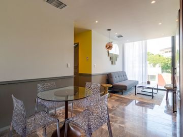 Departamento de 2 Recamaras en Venta en Singular Joy en Playa del Carmen