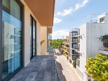 Departamento de 2 Recamaras en Venta en Singular Joy en Playa del Carmen