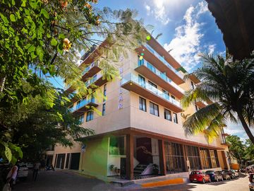 Departamento de 2 Recamaras en Venta en Singular Joy en Playa del Carmen