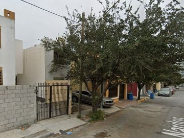 Casa En Venta, Col. Los fresnos, Reynosa Tamaulipas, Remate Bancario