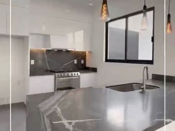 CASA EN VENTA LOMAS DEL MOLINO