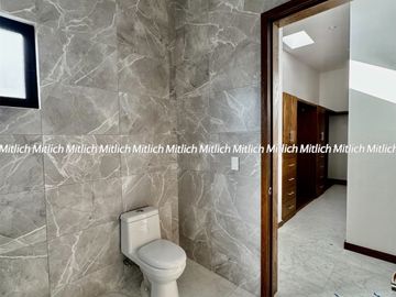 Casa en venta fraccionamiento Bosque Real $6,600,000.