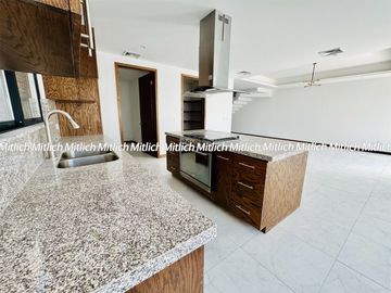 Casa en venta fraccionamiento Bosque Real $6,600,000.
