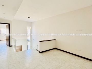 Casa en venta fraccionamiento Bosque Real $6,600,000.