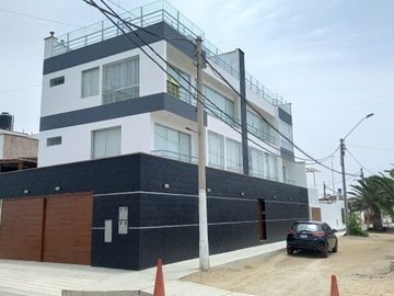 Triplex de estreno con piscina en Punta Hermosa – ¡Vive frente a parque!