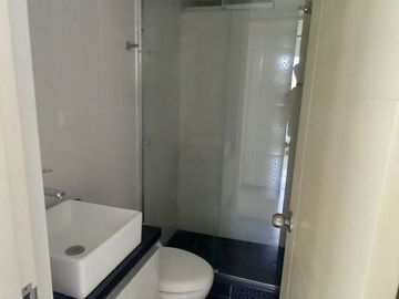 Triplex de estreno con piscina en Punta Hermosa – ¡Vive frente a parque!