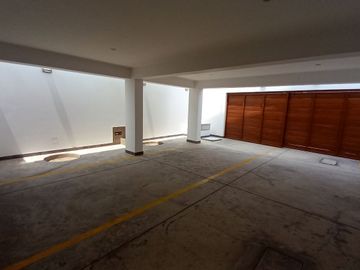 Triplex de estreno con piscina en Punta Hermosa – ¡Vive frente a parque!