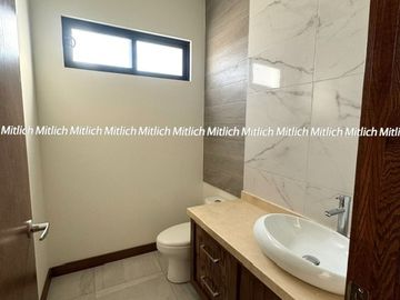 Casa en Venta Bosque Real $6,715,000