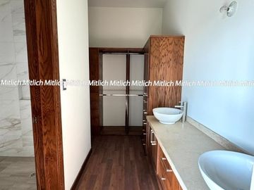 Casa en Venta Bosque Real $6,715,000