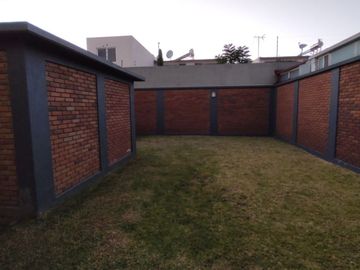 CASA EN VENTA FRACC. BOSQUE DE LAS FUENTES CALIMAYA A 13 MINUTOS GALERIAS METEPEC