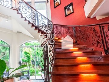 Exquisite Home with Grand Features and Outdoor Bliss in Maria Luisa Park