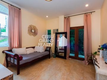 Exquisite Home with Grand Features and Outdoor Bliss in Maria Luisa Park