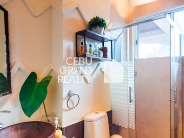 Exquisite Home with Grand Features and Outdoor Bliss in Maria Luisa Park